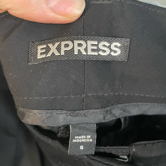 Express Black Cuffed dress Short‎ size 6 - Picture 4 of 8